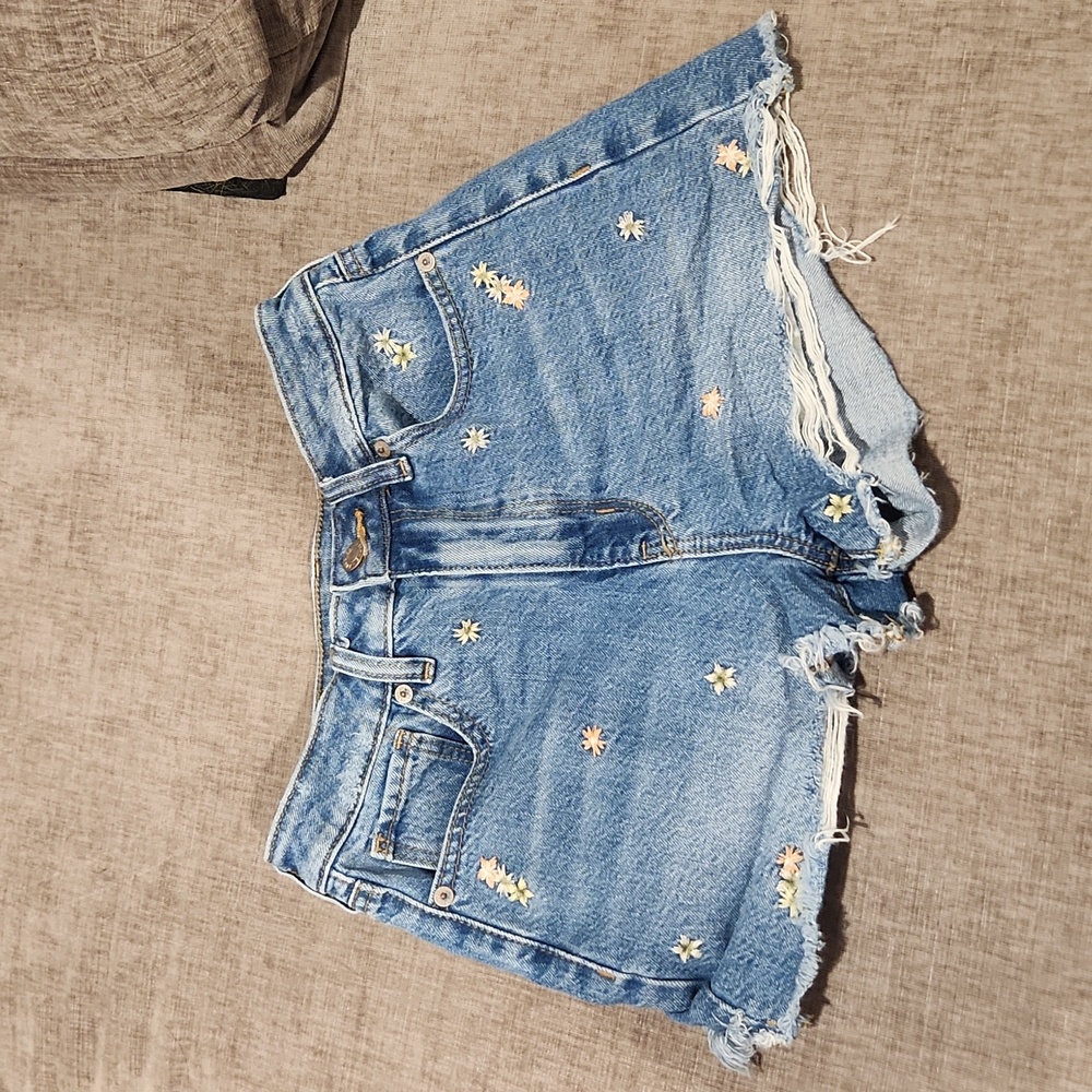 Size 00 american eagle shorts